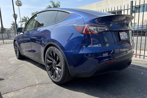 2022 Tesla Model Y Performance Dual Motor All-Wheel Drive