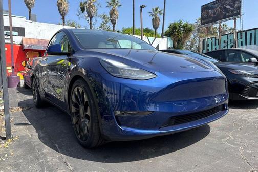 2022 Tesla Model Y Performance Dual Motor All-Wheel Drive