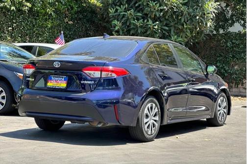 2022 Toyota Corolla Hybrid LE