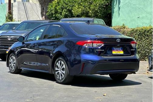 2022 Toyota Corolla Hybrid LE