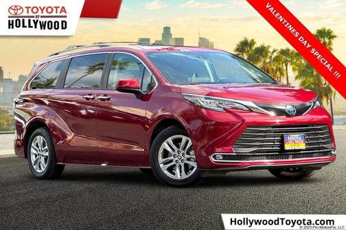 2022 Toyota Sienna XLE