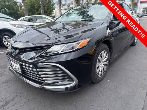 2022 Toyota Camry LE