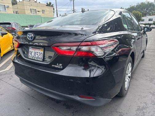 2022 Toyota Camry LE