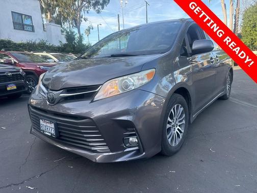 2018 Toyota Sienna XLE Premium
