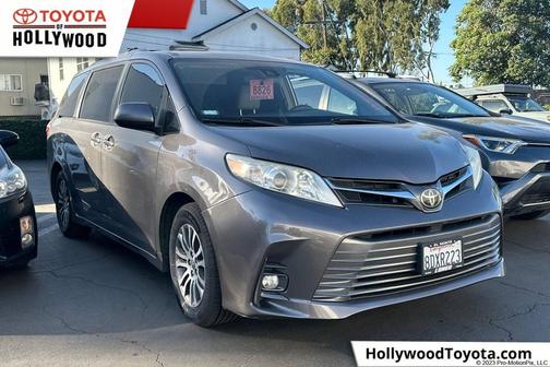 2018 Toyota Sienna XLE Premium