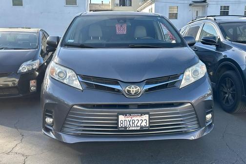 2018 Toyota Sienna XLE Premium