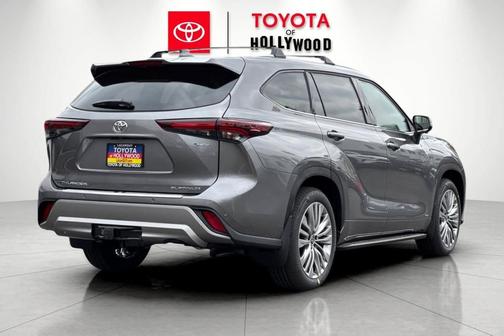 Heavy Metal 2026 Toyota Highlander Hybrid Platinum