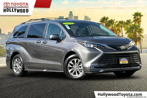 2023 Toyota Sienna XLE