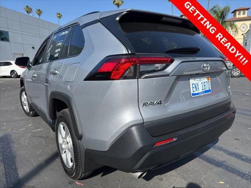 2021 Toyota RAV4 XLE