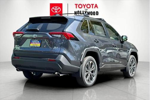 2025 Toyota RAV4 Hybrid XLE Premium