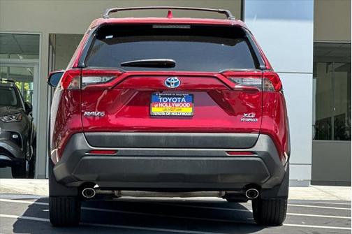 2021 Toyota RAV4 Hybrid XLE Premium