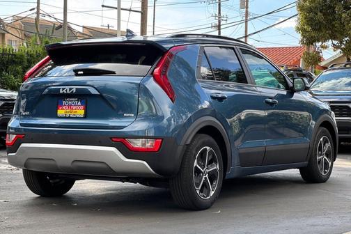 2023 Kia Niro Plug-In Hybrid EX
