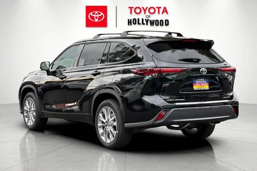 2025 Toyota Highlander Limited