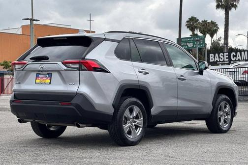 Silver Sky 2024 Toyota RAV4 XLE