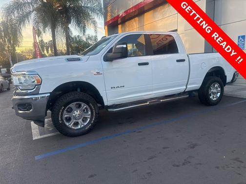 2024 RAM 2500 Big Horn Crew Cab 4x4 6'4' Box