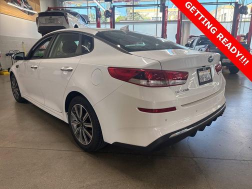 2019 Kia Optima LX