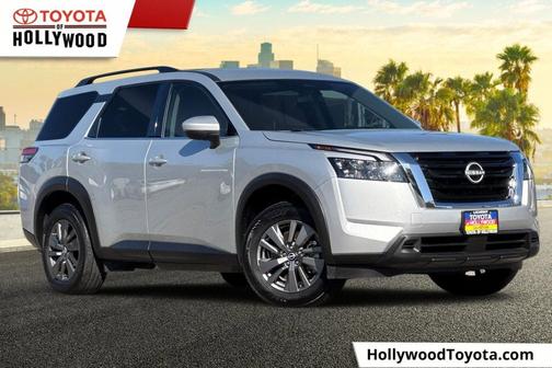 Brilliant Silver 2025 Nissan Pathfinder SV FWD