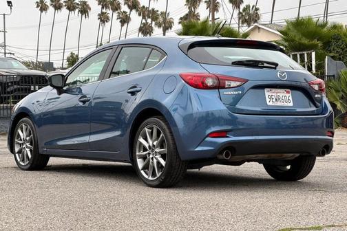 Eternal Blue Mica 2018 Mazda Mazda3 Touring