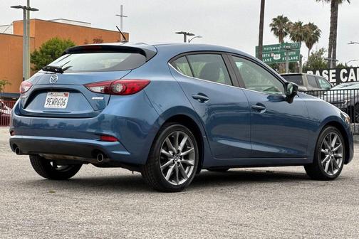 Eternal Blue Mica 2018 Mazda Mazda3 Touring