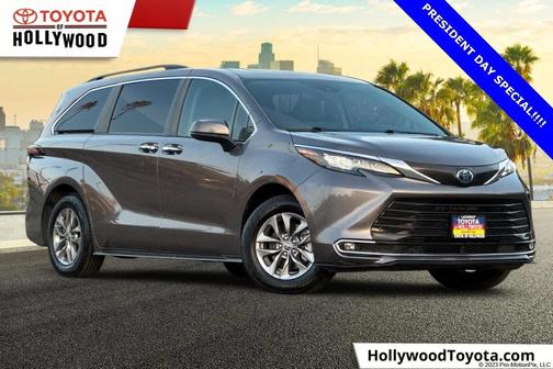 2024 Toyota Sienna XLE