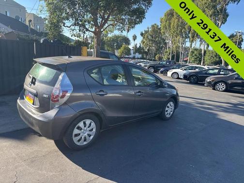 2013 Toyota Prius c Two