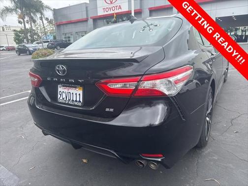 2020 Toyota Camry SE