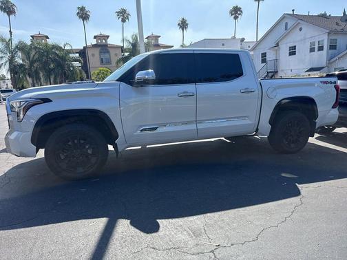 Pearl 2023 Toyota Tundra Hybrid 1794 Edition