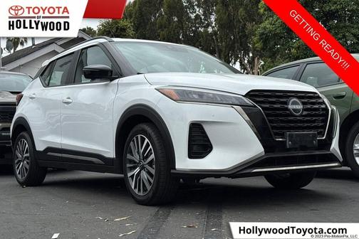 Fresh Powder 2024 Nissan Kicks SR