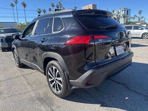 2022 Toyota Corolla Cross XLE