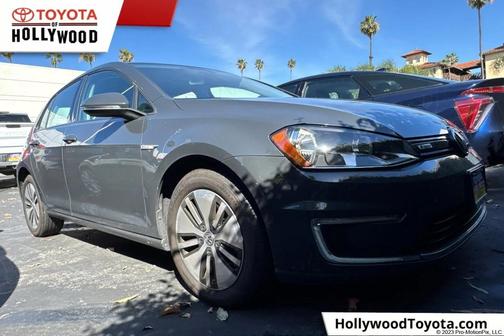 2016 Volkswagen e-Golf SE