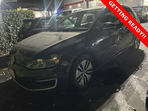 2016 Volkswagen e-Golf SE
