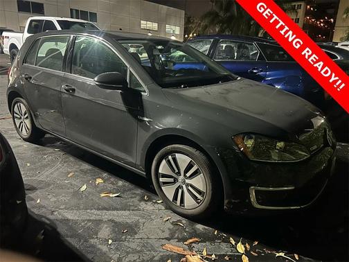 2016 Volkswagen e-Golf SE