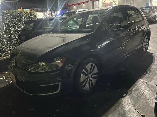 2016 Volkswagen e-Golf SE