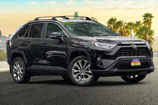 2019 Toyota RAV4 XLE Premium