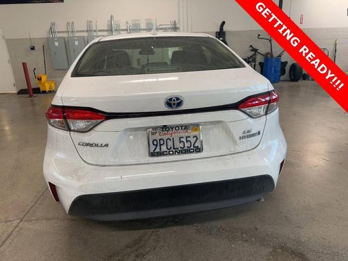 2024 Toyota Corolla Hybrid LE