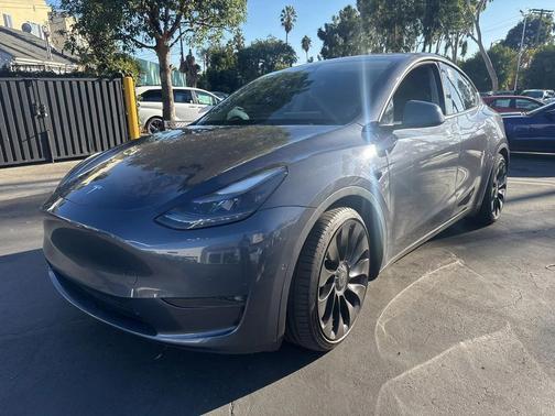 2022 Tesla Model Y Performance Dual Motor All-Wheel Drive