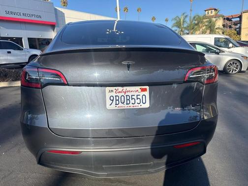 2022 Tesla Model Y Performance Dual Motor All-Wheel Drive