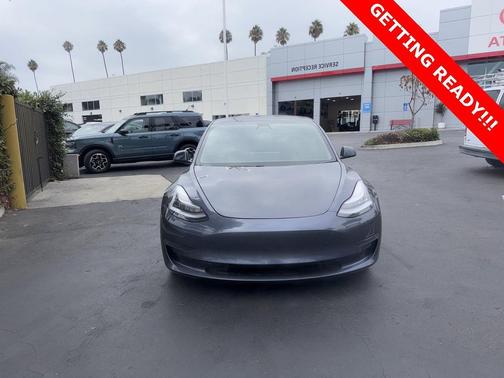2020 Tesla Model 3 Standard Range Plus