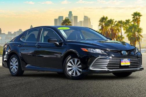 2022 Toyota Camry LE