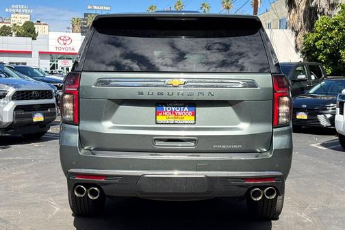 2023 Chevrolet Suburban Premier