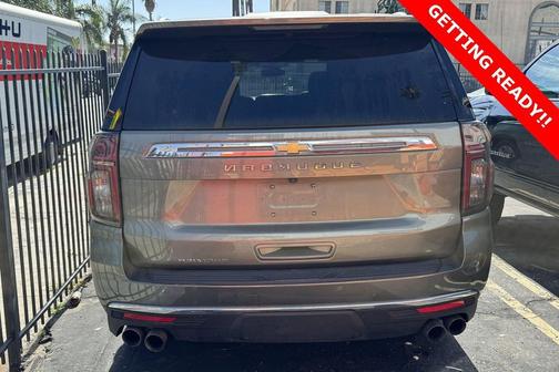 2023 Chevrolet Suburban Premier