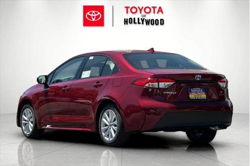 2025 Toyota Corolla Hybrid LE