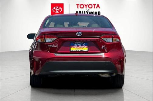 2025 Toyota Corolla Hybrid LE