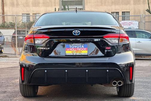 2025 Toyota Corolla Hybrid SE