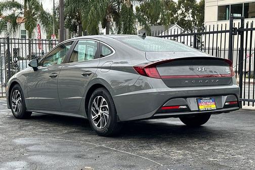 2023 Hyundai SONATA Hybrid Base