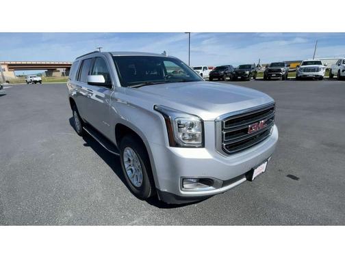 Quicksilver Metallic 2017 GMC Yukon SLT
