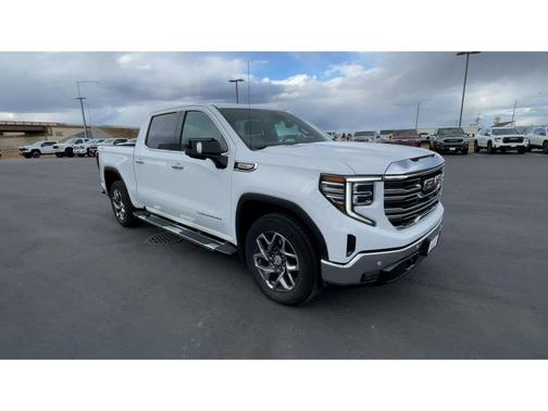 Summit White 2022 GMC Sierra 1500 SLT
