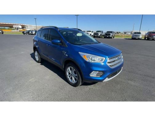 Lightning Blue Metallic 2017 Ford Escape SE