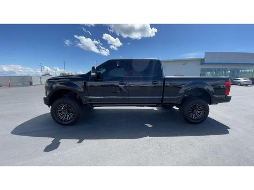 Agate Black 2022 Ford F-350 Lariat Super Duty