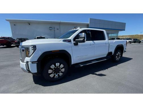 Summit White 2026 GMC Sierra 2500 Denali
